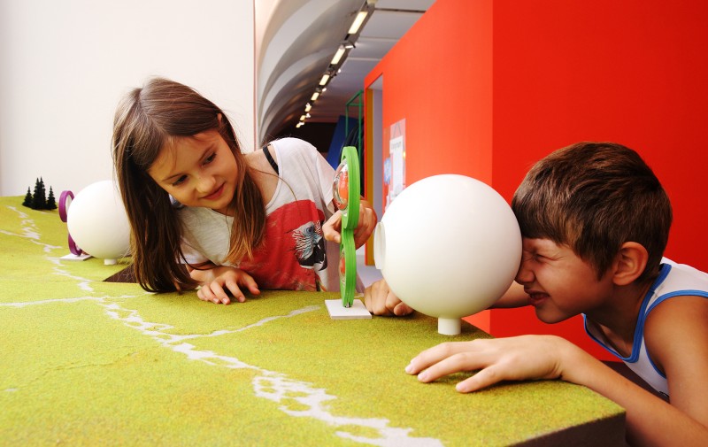 ZOOM Mitmachausstellung HOER HOER! SCHAU SCHAU! 12: ZOOM Mitmachausstellung HOER HOER! SCHAU SCHAU!