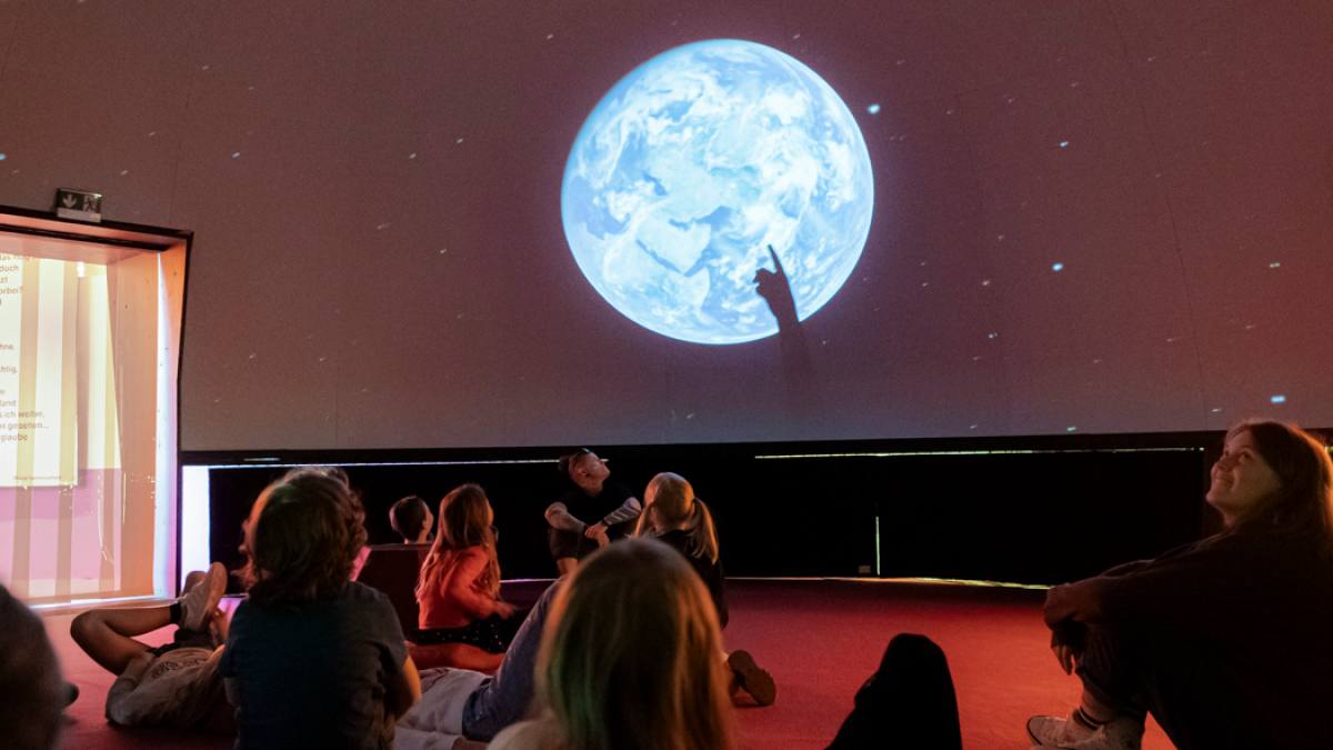 WILLKOMMEN IN DER ZUKUNFT!: ZOOM Mitmachausstellung