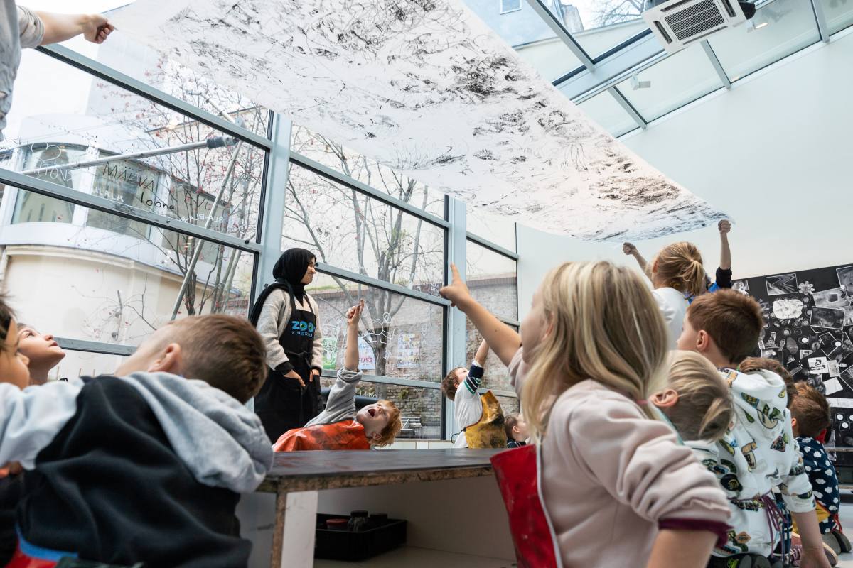 SCHWARZ WEISS: Atelier Workshops