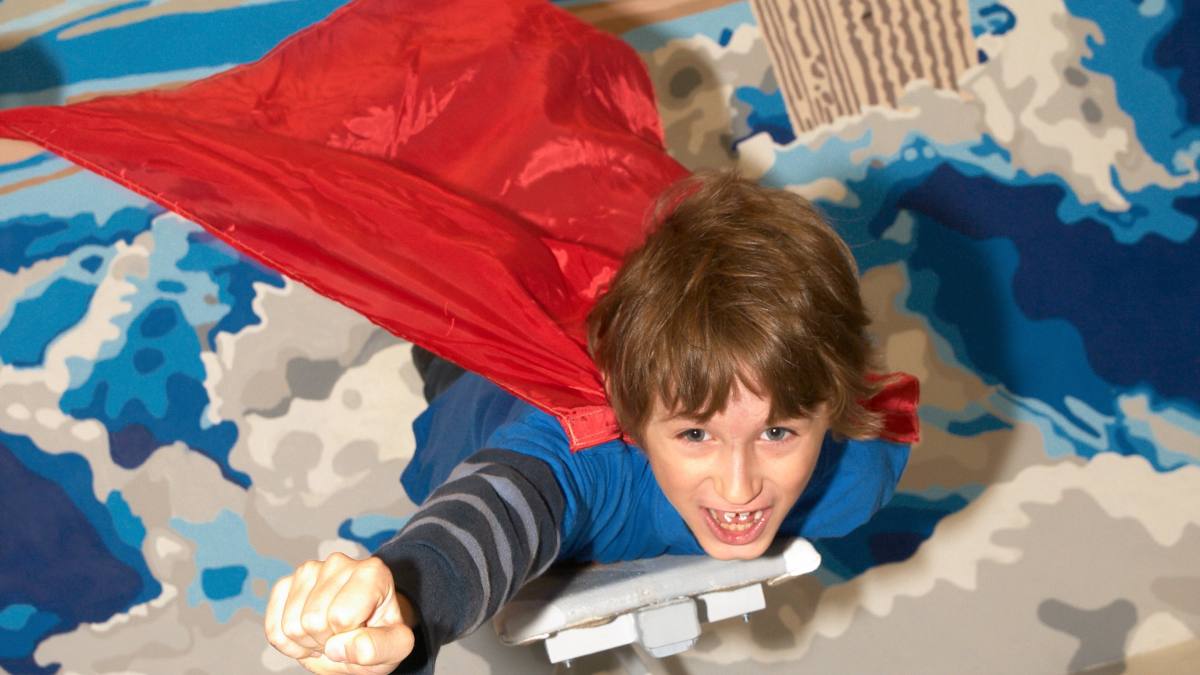 ZOOM Ausstellung „Es fliegt, es fliegt“ 8