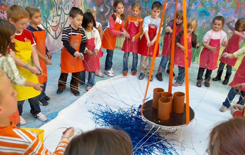 ZOOM Atelier "Ganz schön bunt hier!" 8